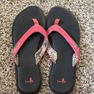 Sanuk Pink Sandals from Kauai